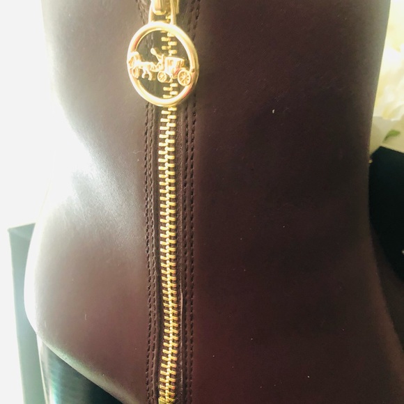 🎀Coach Iris🌸 Leather Booties - Picture 10 of 11